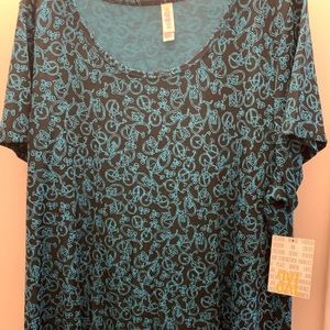 NWT bicycle lularoe classic tee